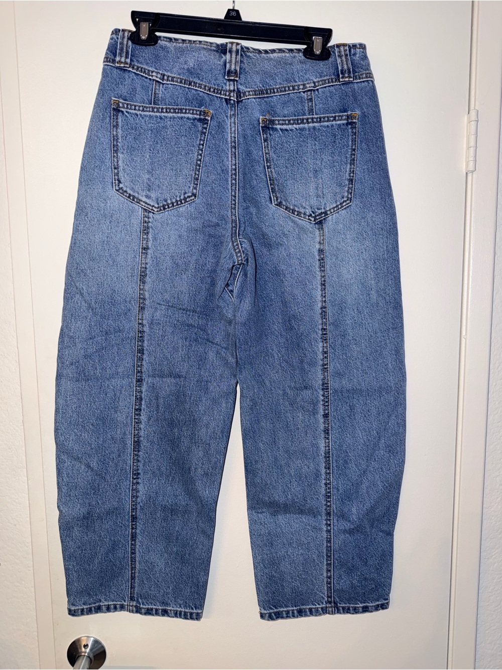 Women's Mid-Rise Barrel Leg Jeans - Future Collective Medium Wash NWT - Picture 4 of 6